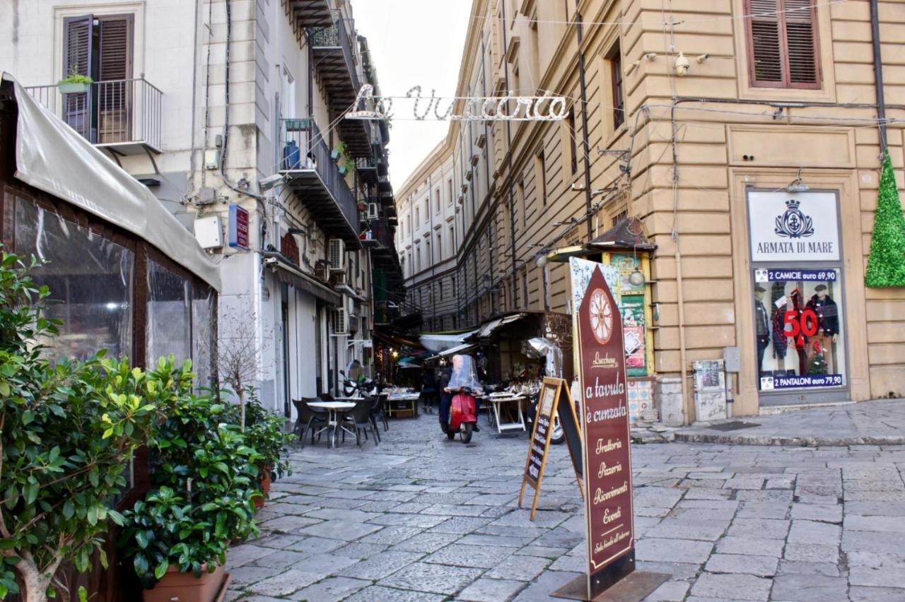 Vucciria 57 Locazione Turistica Nel Cuore Pulsante Della Movida! Lägenhet Palermo Exteriör bild